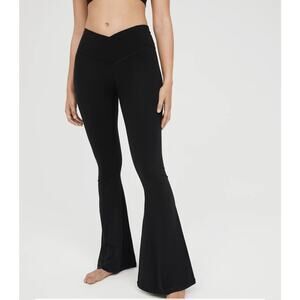 NWT OFFLINE By Aerie Real Me High Waisted Crossover Flare Legging Women's Sz M